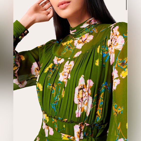 Diane von Furstenberg Kent Dress in August Floral Khaki, Size 6 - Picture 3 of 4